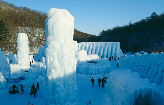 支笏湖の氷涛まつり