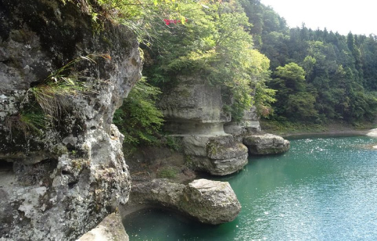 福島県「塔のへつり」